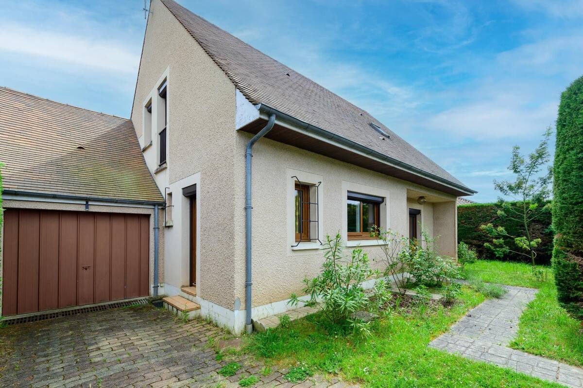 Maison en location pour 10 personnes en Dordogne avec piscine 